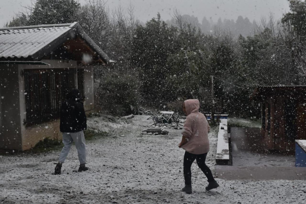 Cuatro Cerros Hostel San Carlos de Bariloche Kültér fotó